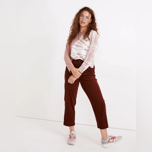 Madewell Pants - Madewell Huston Pull-On Crop Pants in Corduroy in Rusted Burgundy - Size S